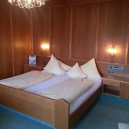 Hotel Garni Dietrich Seefeld in Tirol