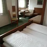 Hotel Garni Dietrich 2*